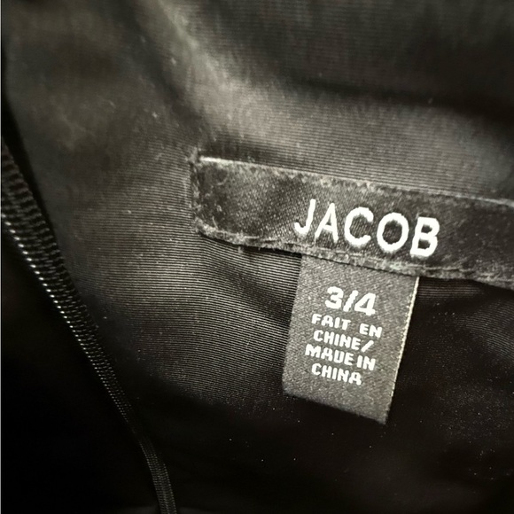 JACOB Elegant Black Party Dress with Embellished Belt - Picture 4 of 9